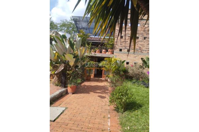 Casas, Alquiler en Pance