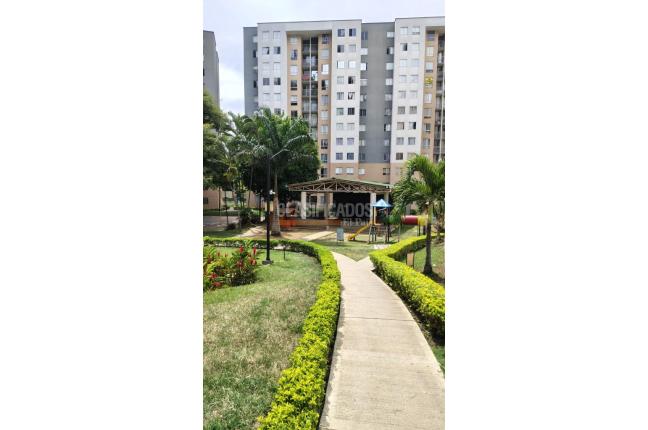 Apartamentos, Alquiler, Aguacatal - $1.200.000