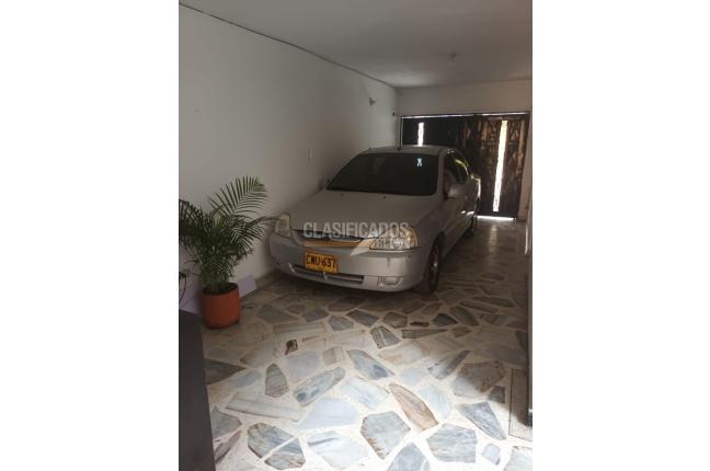 Casas, Venta en Atanasio Girardot