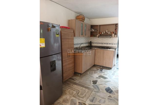 Casas, Venta en Atanasio Girardot