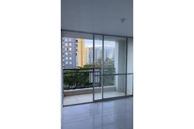 Apartamentos, Alquiler, Yumbo - $1.300.000