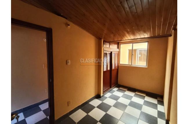 Casas, Alquiler, Giron - $1.650.000
