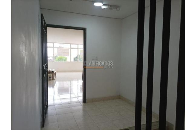 Apartamentos, Alquiler, Versalles - $2.700.000