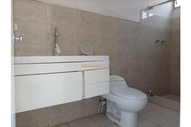 Apartamentos, Alquiler, Versalles - $2.700.000