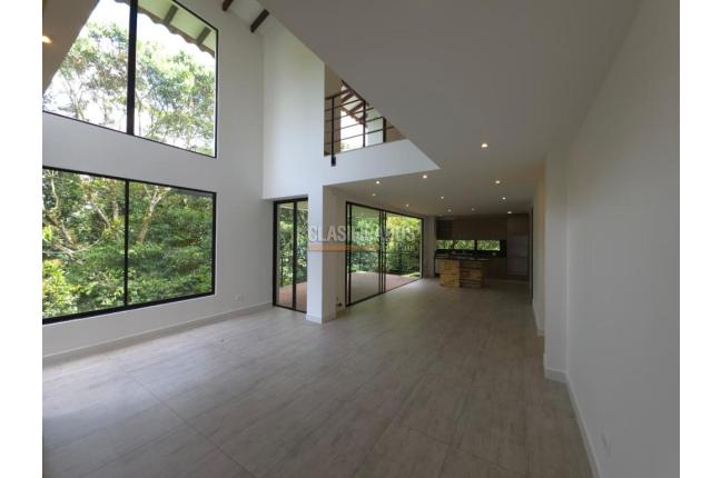 Casas, Alquiler, Armenia - $6.300.000