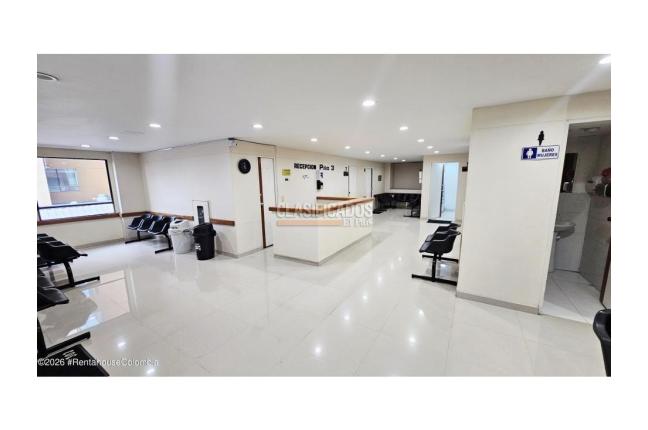 Oficinas y Consultorios, Venta en Bogotá