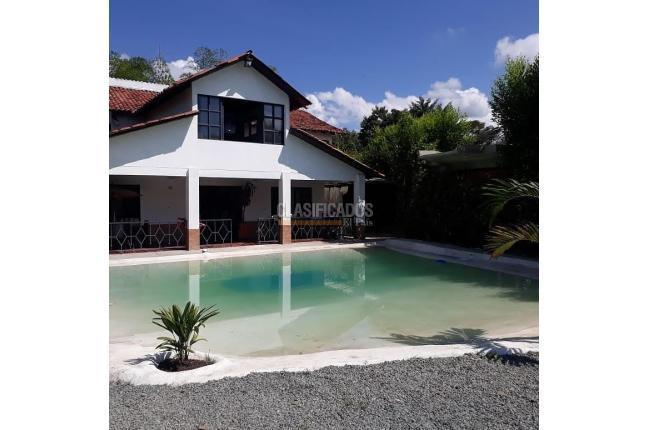 Casas, Alquiler, Ginebra - $15.500.000