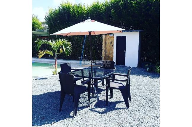 Casas, Alquiler, Ginebra - $15.500.000