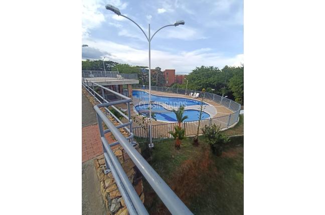 Apartamentos, Alquiler en Meléndez