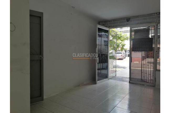 Locales y Bodegas, Alquiler, San Vicente - $900.000