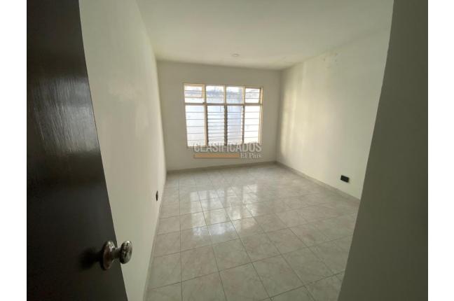 Casas, Alquiler, La Flora - $4.800.000