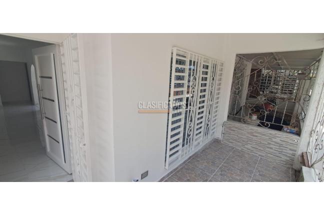 Casas, Alquiler en Ciudad Córdoba