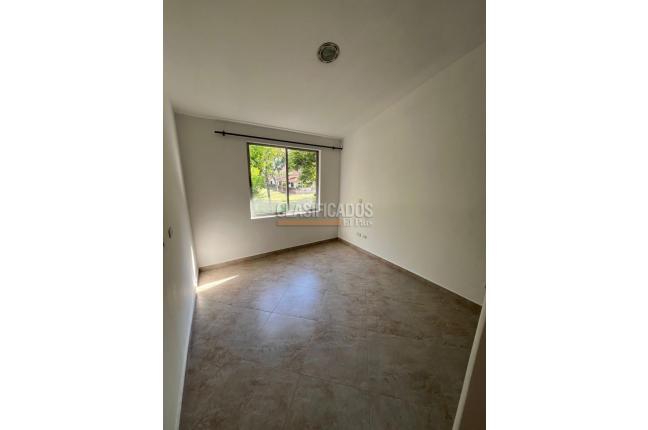 Apartamentos, Alquiler en La Flora