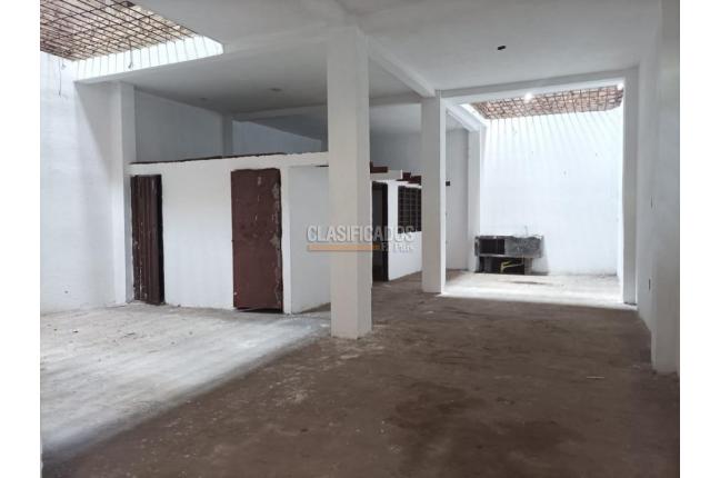 Locales y Bodegas, Alquiler, Caldas - $5.000.000