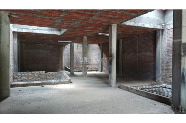 Locales y Bodegas, Alquiler, Caldas - $5.000.000