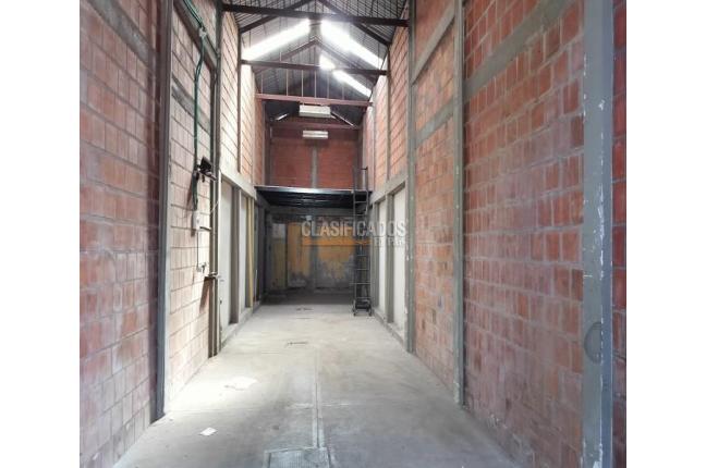 Locales y Bodegas, Alquiler, Belalcázar - $5.000.000