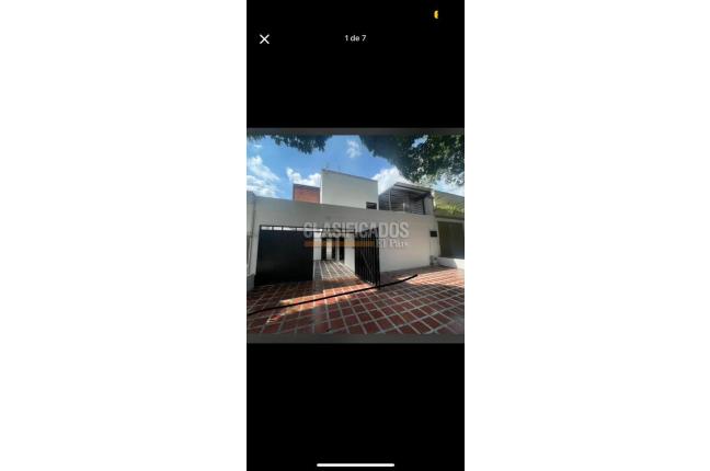 Casas, Alquiler, La Merced - $4.800.000