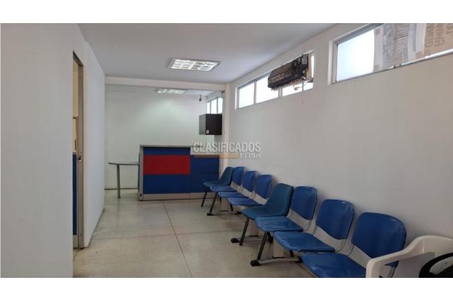 Oficinas y Consultorios, Alquiler en San Judas