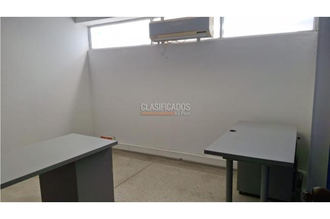 Oficinas y Consultorios, Alquiler, San Judas - $7.000.000