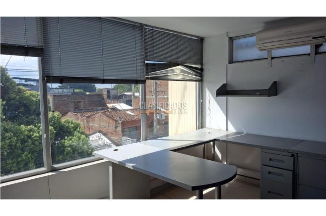 Oficinas y Consultorios, Alquiler, San Judas - $7.000.000