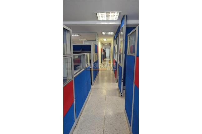 Oficinas y Consultorios, Alquiler, San Judas - $7.000.000