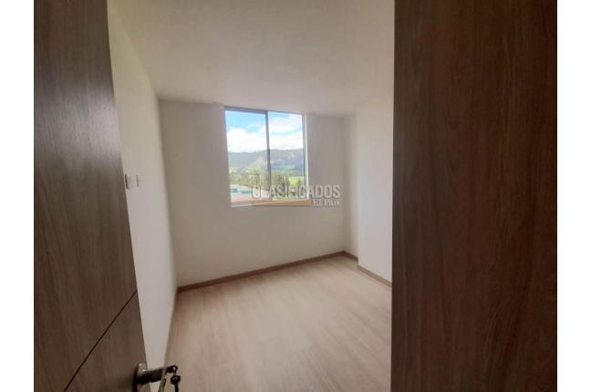 Apartamentos, Alquiler, Cajica - $2.100.000