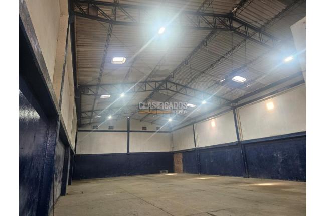 Locales y Bodegas, Alquiler, Porvenir - $9.500.000