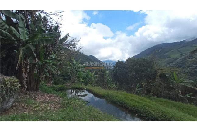 Fincas y Casas Campestres, Venta en Restrepo
