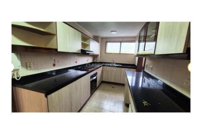 Apartamentos, Venta, Multicentro - $530.000.000