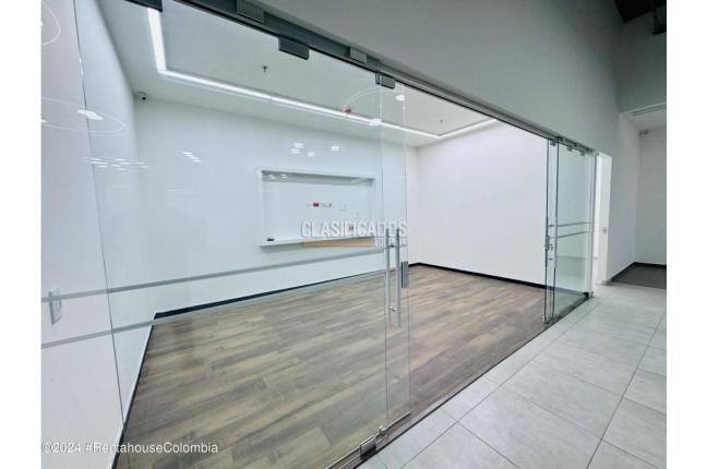 Locales y Bodegas, Venta, Bogotá - $2.000.000.000