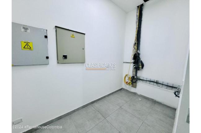 Locales y Bodegas, Venta, Bogotá - $2.000.000.000