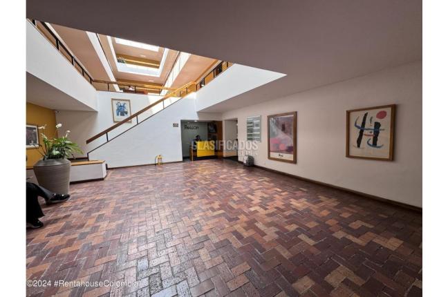 Locales y Bodegas, Venta, Bogotá - $2.100.000.000