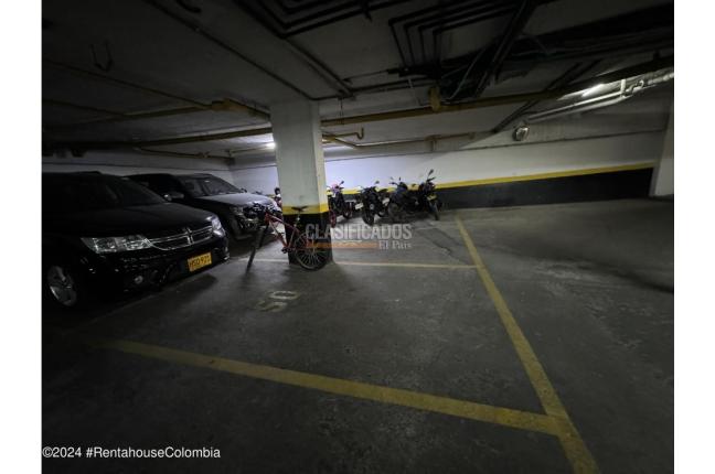 Locales y Bodegas, Venta, Bogotá - $2.100.000.000