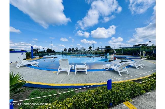 Apartamentos, Venta, Montenegro - $200.000.000