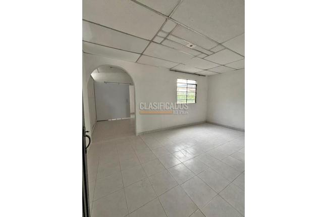 Casas, Alquiler, Acacias - $900.000