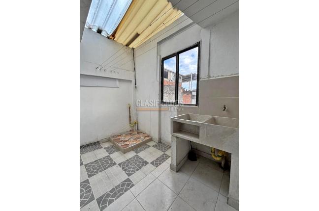 Casas, Alquiler, Acacias - $900.000