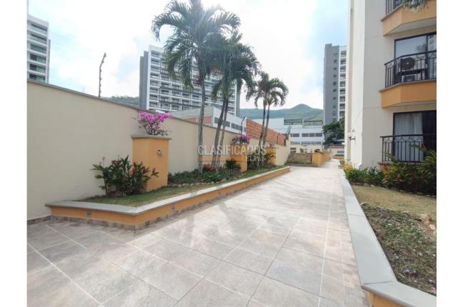 Apartamentos, Alquiler en Santa Mónica Residencial