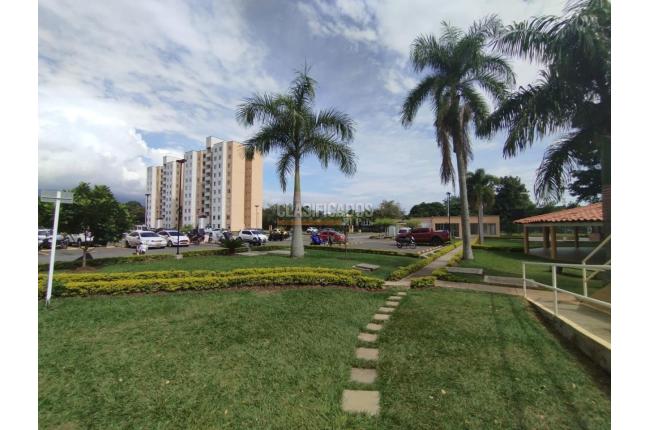 Apartamentos, Venta en Jamundí