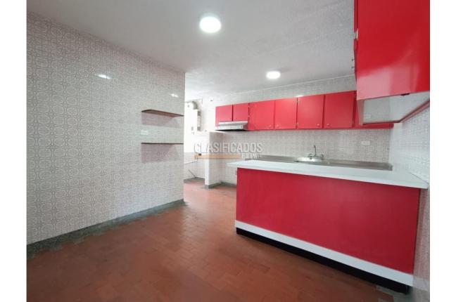 Apartamentos, Alquiler, Granada - $2.700.000