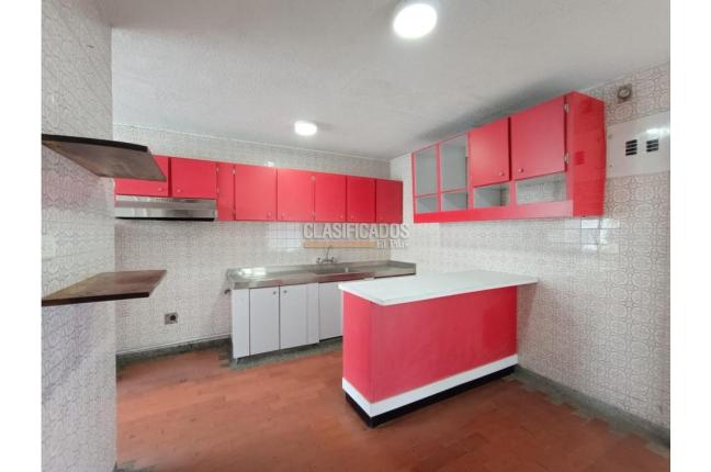 Apartamentos, Alquiler, Granada - $2.700.000