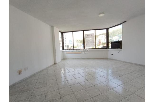 Apartamentos, Alquiler, Granada - $2.700.000