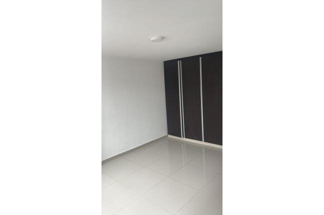 Apartaestudios, Alquiler en Santa Elena