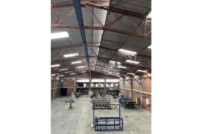 Locales y Bodegas, Venta, Yumbo - $2.500.000.000