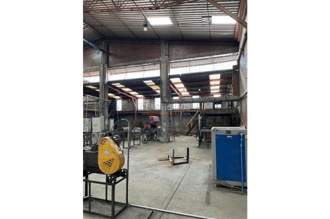 Locales y Bodegas, Venta, Yumbo - $2.500.000.000