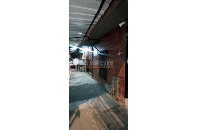 Locales y Bodegas, Alquiler, El Jardín - $2.000.000