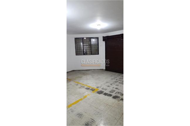 Locales y Bodegas, Alquiler, El Jardín - $2.000.000