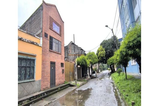 Locales y Bodegas, Alquiler, Cristóbal Colón - $8.000.000