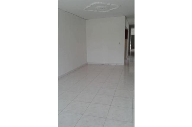 Casas, Alquiler en Nueva Floresta