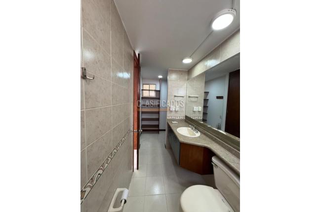 Apartamentos, Alquiler, Cristales - $4.600.000