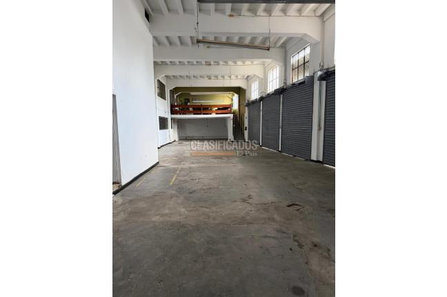 Locales y Bodegas, Alquiler en San Nicolás